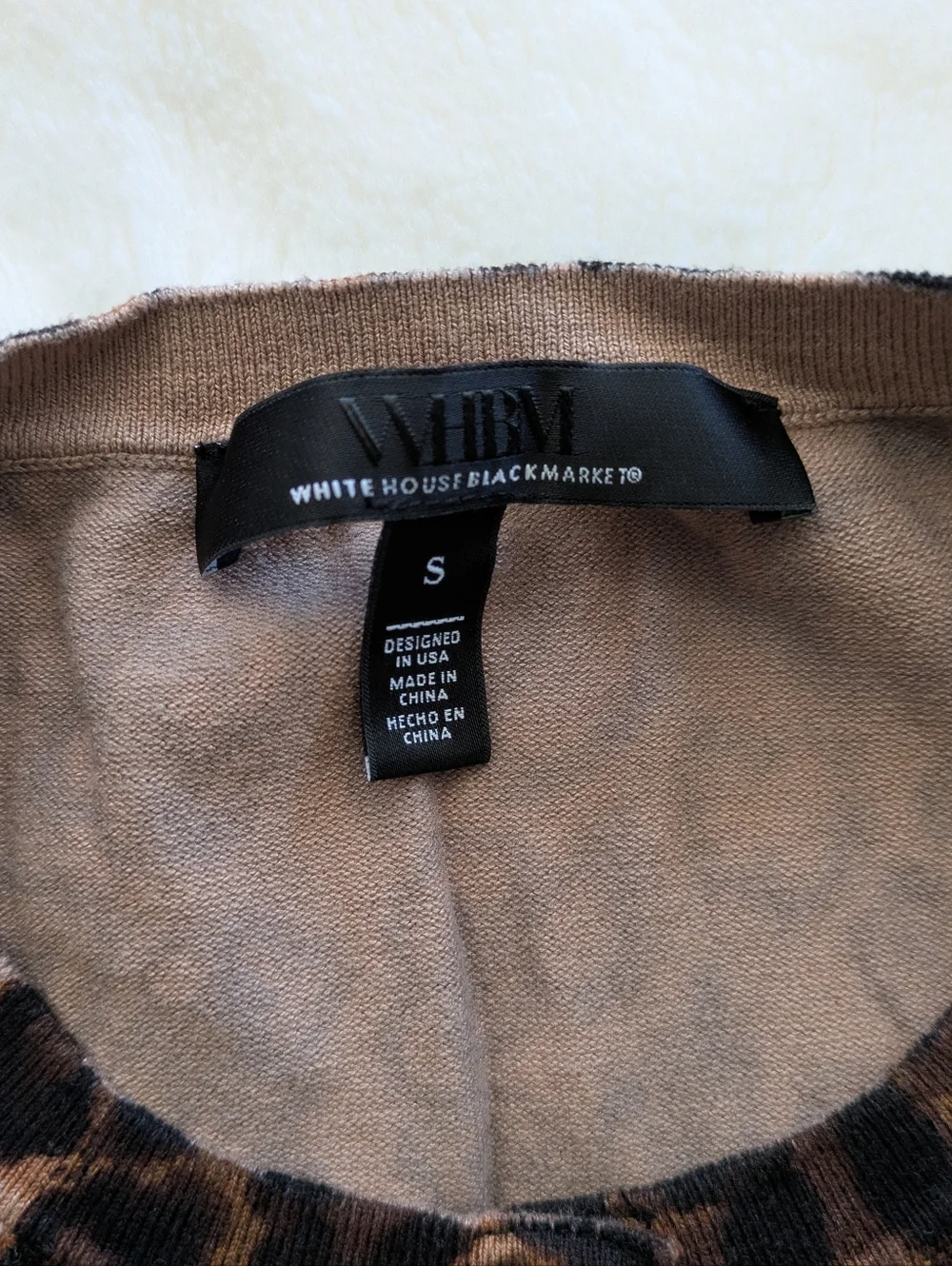 NWOT White House Black Market Leopard Print Crewneck Long Sleeve Cardigan Size S - Picture 2 of 10